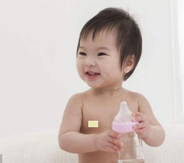 小孩中邪 女人乳房